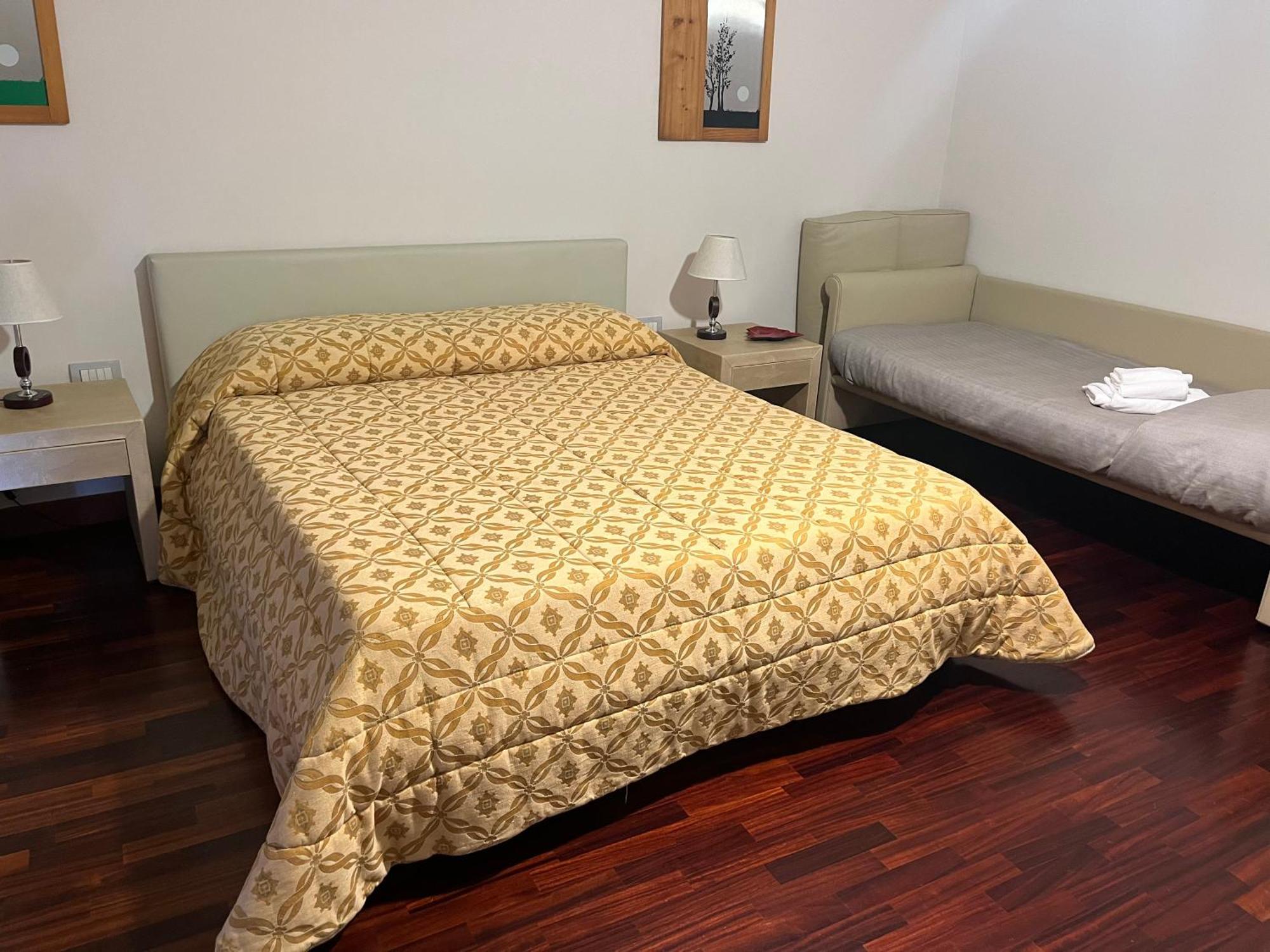 פורטיצ'י Gioviale Rooms מראה חיצוני תמונה